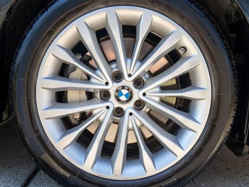Used 2022 BMW 530i w/ Convenience Package RWD image 60