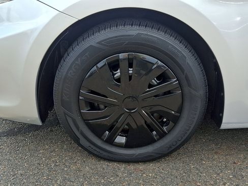 Used 2015 Hyundai Accent GS FWD image 10