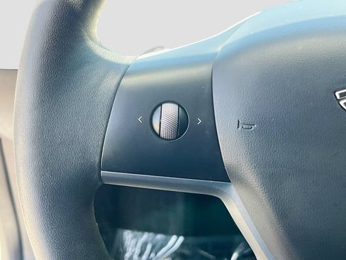 Used 2023 Tesla Model 3 Standard Range RWD image 10