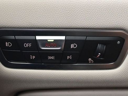 Used 2019 BMW X5 xDrive40i w/ Luxury Seating Package image 31