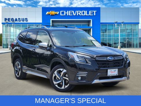 Used 2024 Subaru Forester Touring w/ POP Package 3 AWD/4WD image 1