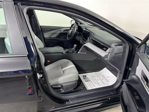 Used 2025 Toyota Camry XSE image 11