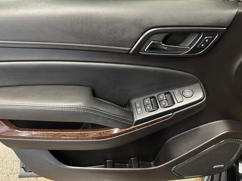 Used 2016 GMC Yukon SLE w/ Convenience Package AWD/4WD image 11