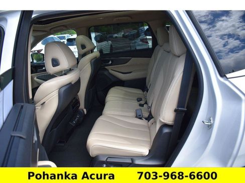 Used 2024 Acura MDX SH-AWD w/ Advance Package image 30