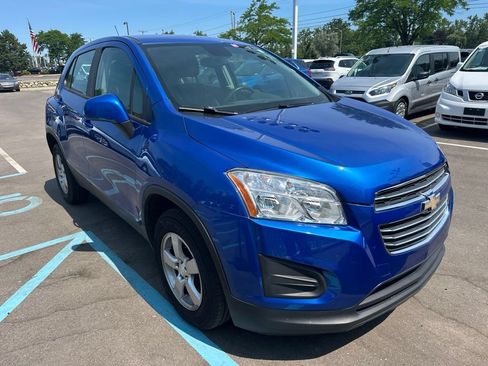 Used 2015 Chevrolet Trax LS w/ LPO, Protection Package AWD/4WD image 2