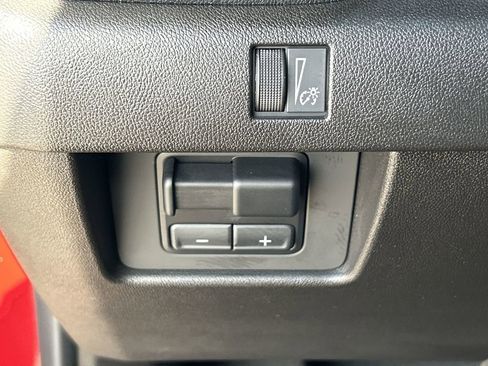 Used 2026 GMC Canyon Elevation RWD image 18