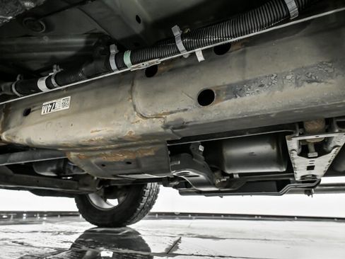 Used 2018 Chevrolet Silverado 2500 LT image 14