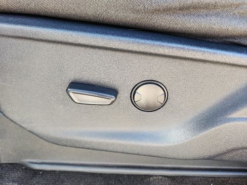 Used 2023 Ford F150 XLT w/ Trailer Tow Package image 11