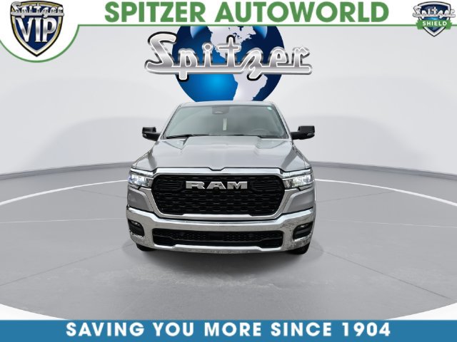 Used 2025 RAM 1500 Big Horn AWD/4WD image 3