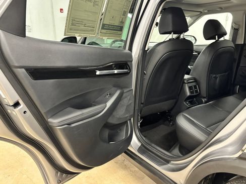 Used 2026 Kia Seltos EX w/ EX Sunroof Package FWD image 18