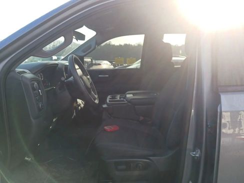 Used 2022 Chevrolet Silverado 1500 Custom Trail Boss w/ Safety Confidence Package image 4