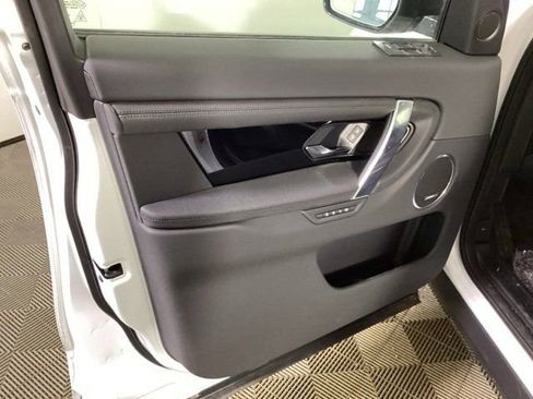 Certified 2025 Land Rover Discovery Sport S image 12