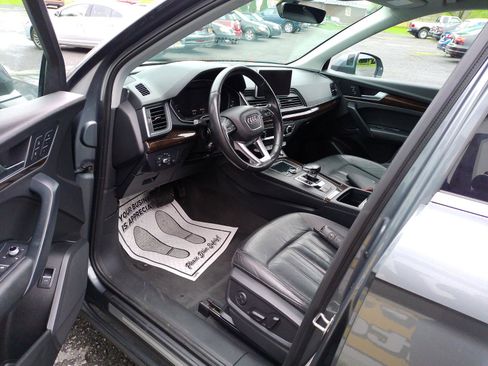 Used 2018 Audi Q5 2.0T Premium Plus w/ Premium Plus Package AWD/4WD image 4
