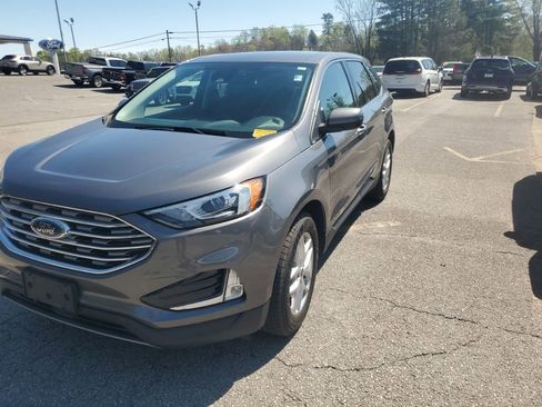 Used 2021 Ford Edge SEL w/ Convenience Package image 2