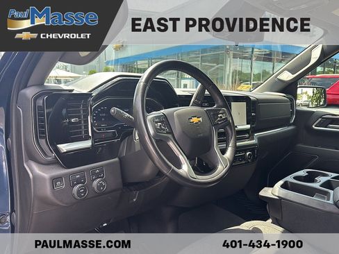 Certified 2022 Chevrolet Silverado 1500 LT AWD/4WD image 16