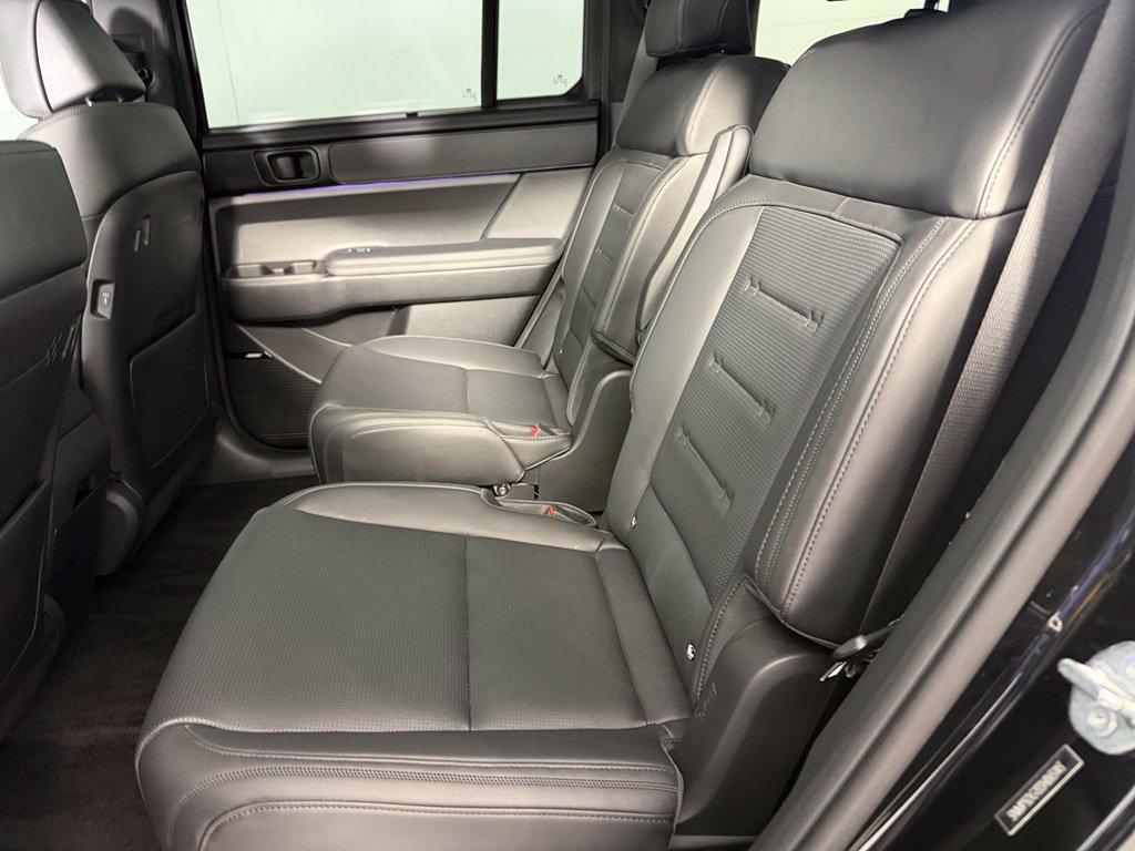 Used 2025 Hyundai Santa Fe Calligraphy AWD/4WD image 21