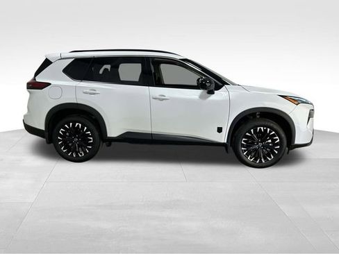 New 2026 Nissan Rogue SV image 2