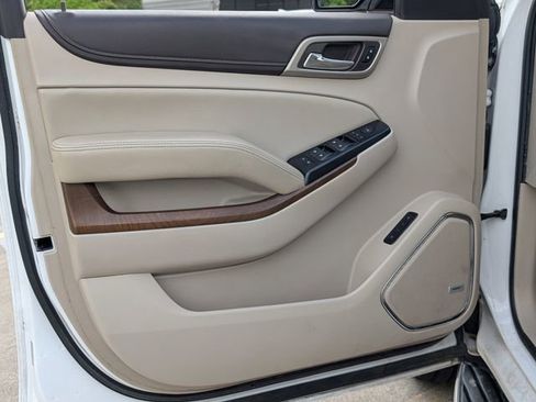 Used 2020 GMC Yukon XL Denali image 10