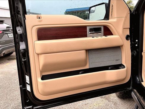Used 2014 Ford F150 King Ranch w/ King Ranch Luxury Package AWD/4WD image 22