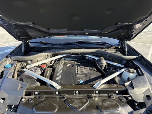 Used 2021 BMW X5 xDrive40i w/ M Sport Package image 10