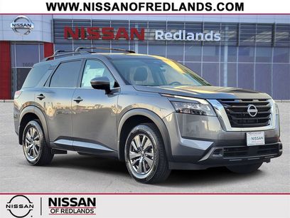 New 2025 Nissan Pathfinder SV