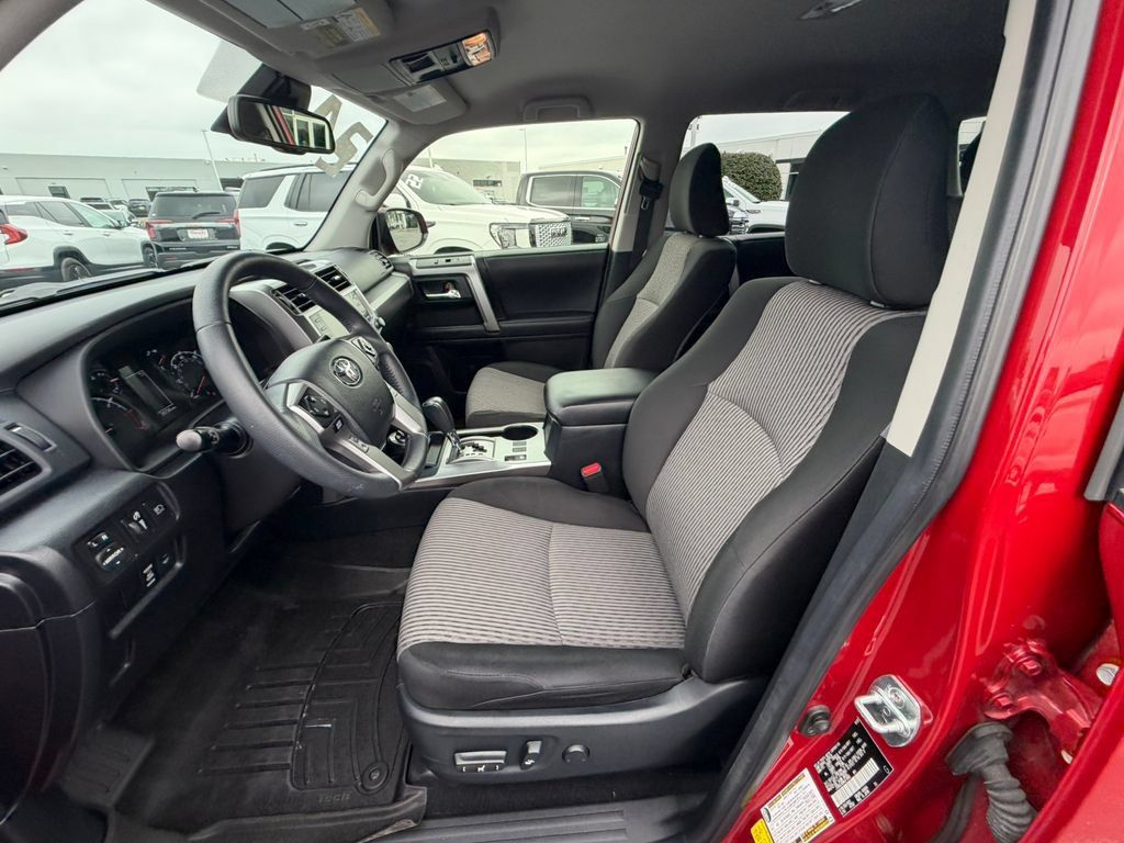 Used 2024 Toyota 4Runner SR5 AWD/4WD image 24
