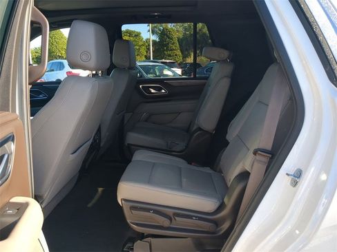 Used 2021 Chevrolet Tahoe LT w/ LT Signature Package image 15