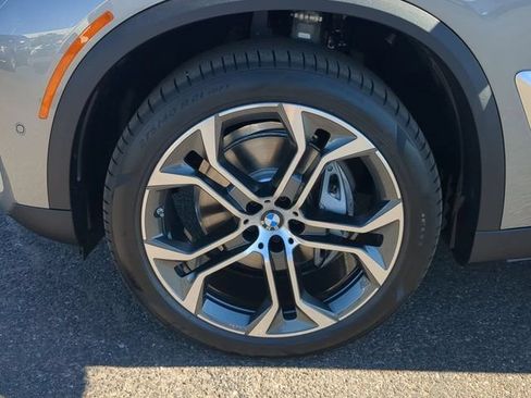 New 2026 BMW X5 xDrive40i w/ Climate Comfort Package AWD/4WD image 10