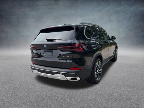 New 2026 BMW X5 xDrive50e w/ Climate Comfort Package AWD/4WD image 5
