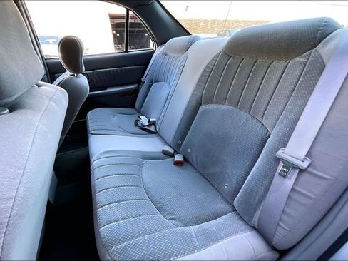 Used 2004 Buick Century Custom FWD image 25
