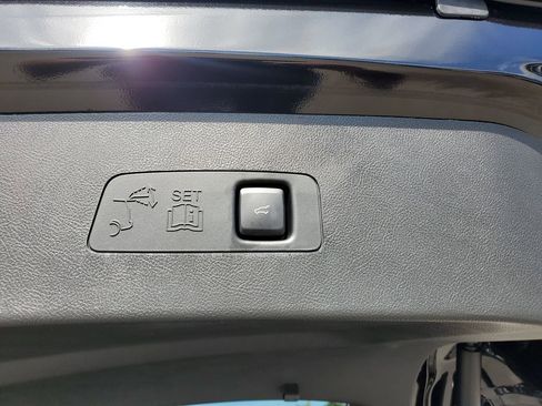 New 2026 Lincoln Corsair Premiere FWD image 7