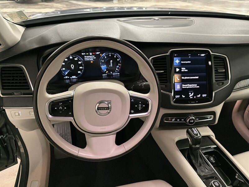 Used 2020 Volvo XC90 T5 Momentum AWD/4WD image 26