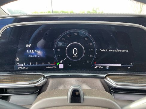 Used 2023 Cadillac Escalade Premium Luxury image 7