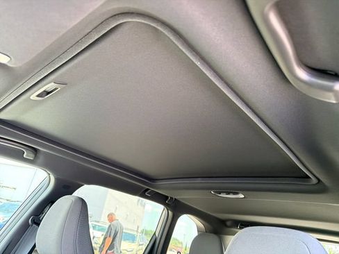 New 2026 Subaru Forester Premium AWD/4WD image 16