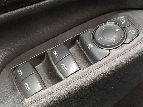 Used 2019 Chevrolet Equinox LT FWD image 27