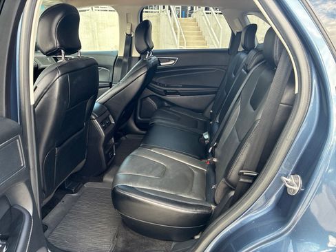 Used 2018 Ford Edge Titanium w/ Cold Weather Package FWD image 16