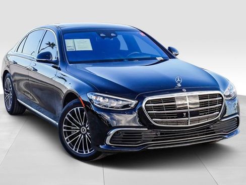 Used 2024 Mercedes-Benz S 580 4MATIC Sedan image 2
