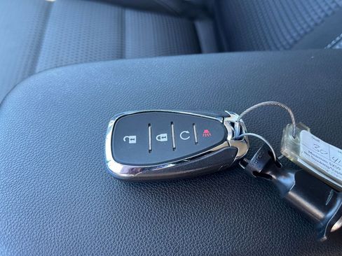 Used 2025 Chevrolet Trax LT image 22