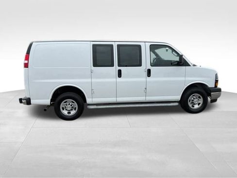 Used 2024 Chevrolet Express 2500 w/ Driver Convenience Package image 19