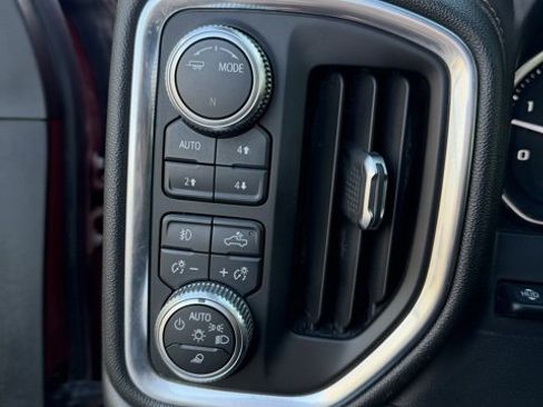 Used 2021 GMC Sierra 2500 AT4 w/ AT4 Premium Plus Package image 11