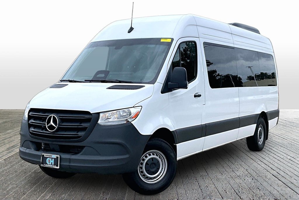 Used 2026 Mercedes-Benz Sprinter 2500 image 3