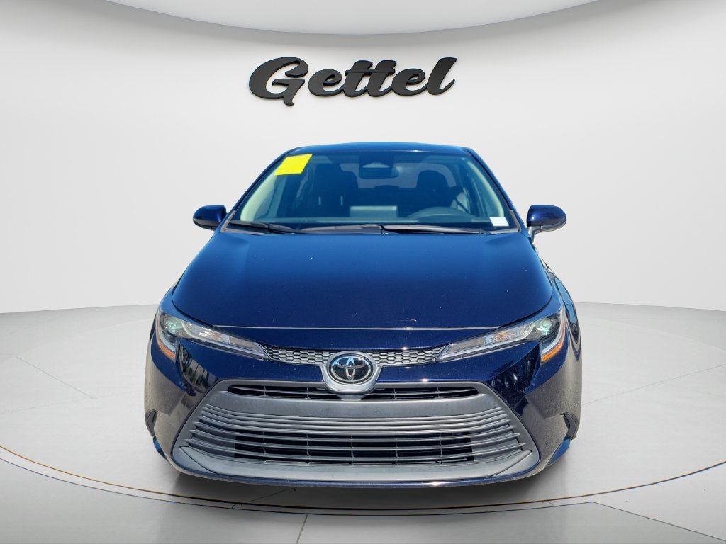 Certified 2023 Toyota Corolla LE FWD image 2
