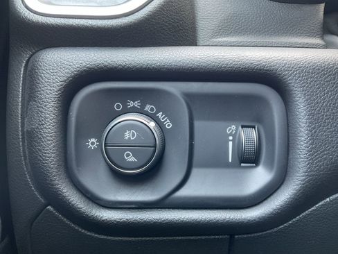 Used 2023 RAM 1500 Big Horn AWD/4WD image 27