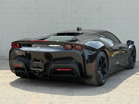 Used 2021 Ferrari SF90 Stradale AWD/4WD image 20