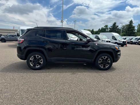 Used 2018 Jeep Compass Trailhawk w/ Leather Interior Group AWD/4WD image 8