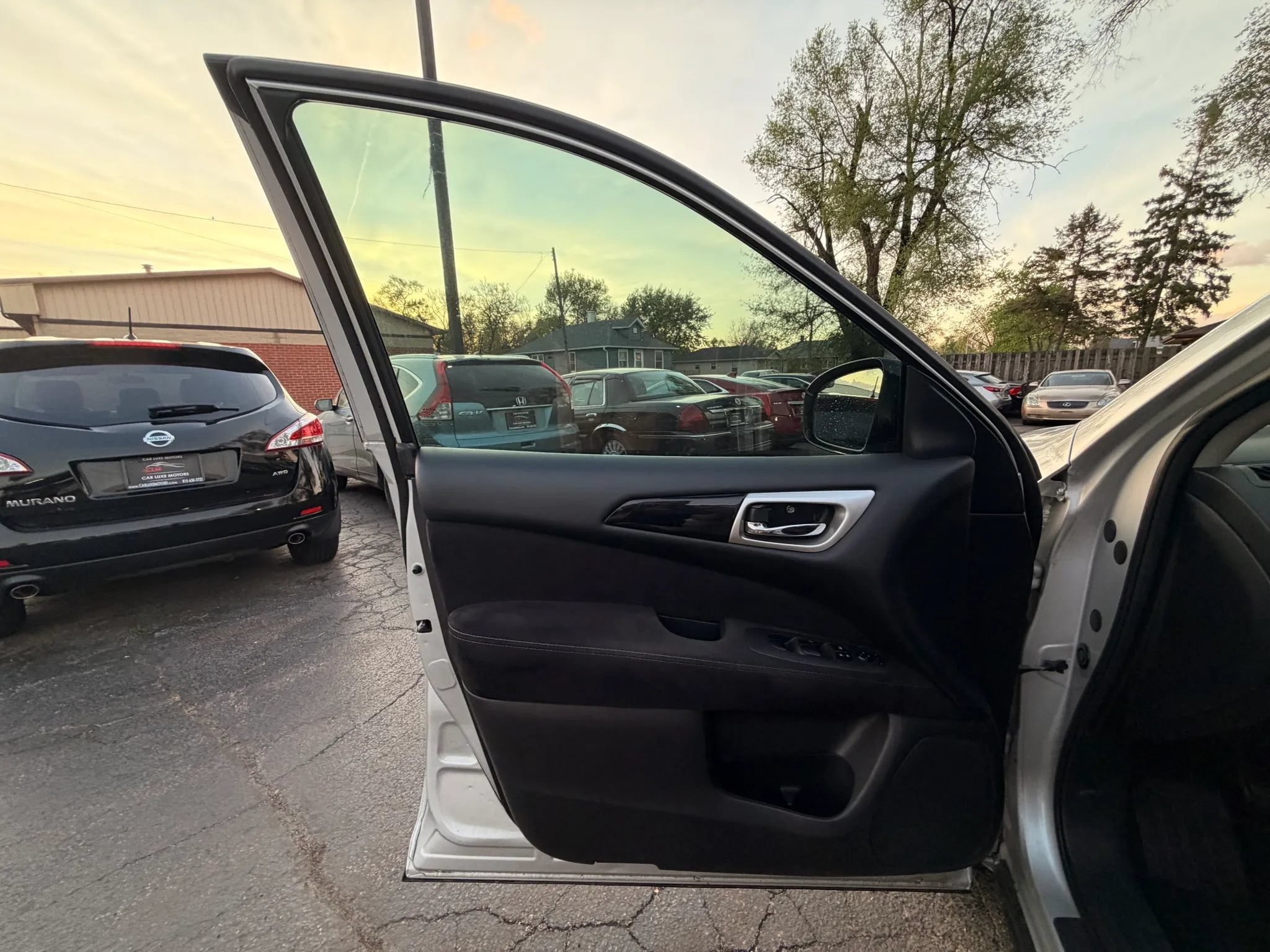Used 2014 Nissan Pathfinder S FWD image 11