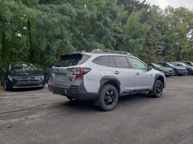 Used 2022 Subaru Outback Wilderness AWD/4WD image 3