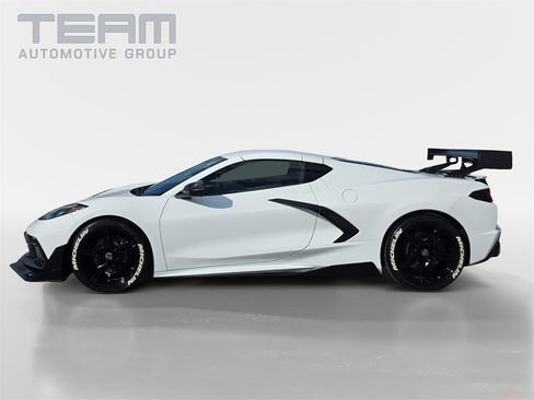 Used 2024 Chevrolet Corvette Stingray Coupe w/ 1LT image 4