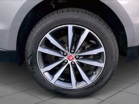 Used 2021 Jaguar F-PACE S image 10