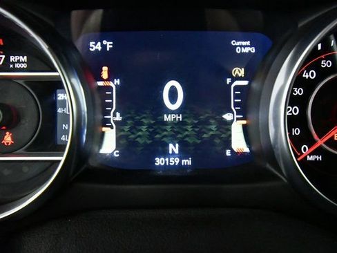 Used 2021 Jeep Wrangler Unlimited Rubicon w/ Cold Weather Group AWD/4WD image 26
